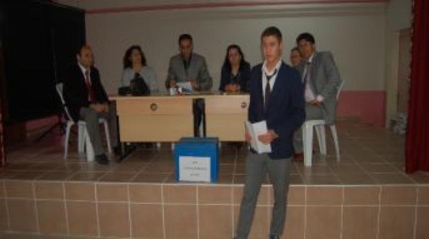 &Ouml;ğrenci Meclisi Se&ccedil;imleri Yapıldı