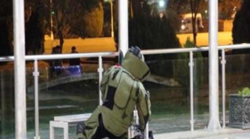 Hastane Bah&ccedil;esinde Ş&uuml;pheli Paket Alarmı