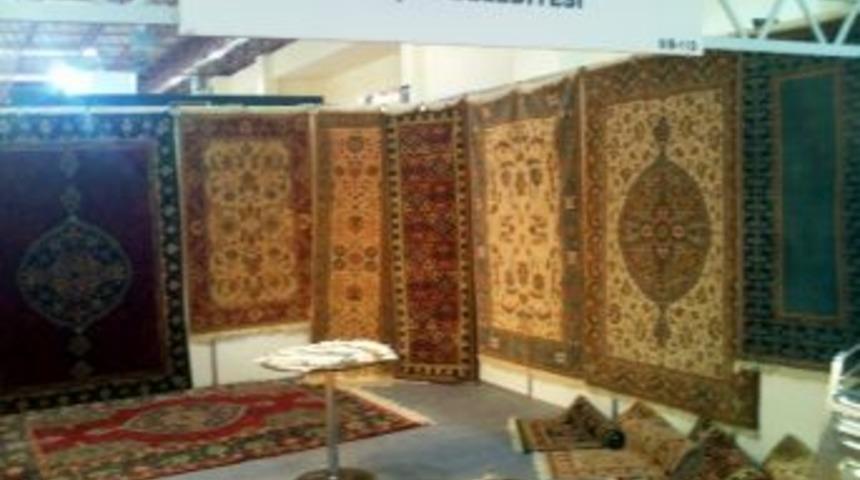 Uşak Halısı İstanbul&rsquo;daki Fuarda Tanıtıldı