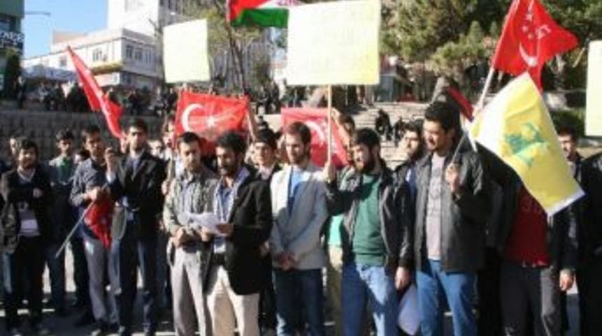 Yozgat&rsquo;ta İsrail Protesto Edilerek Bayrağı Yakıldı