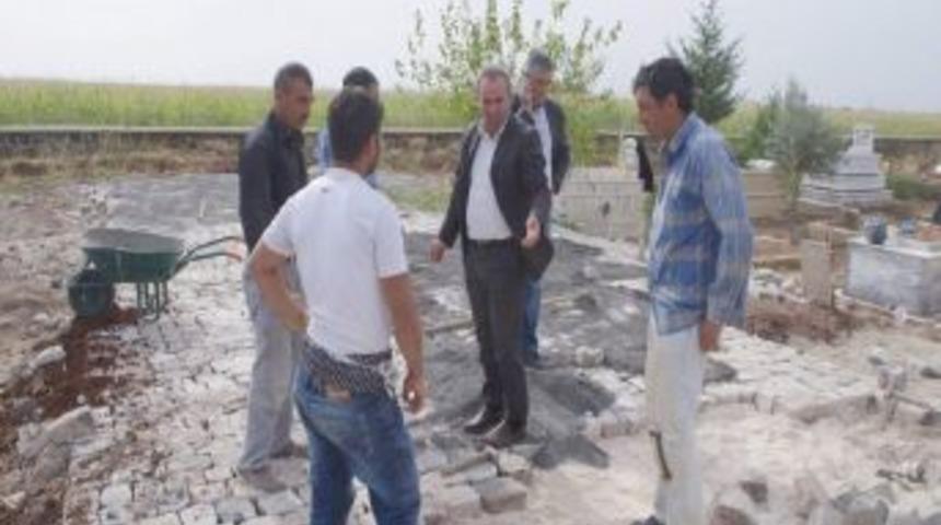 Yeni Belediye Mezarlığına Bazalttaşı &Ccedil;alışması