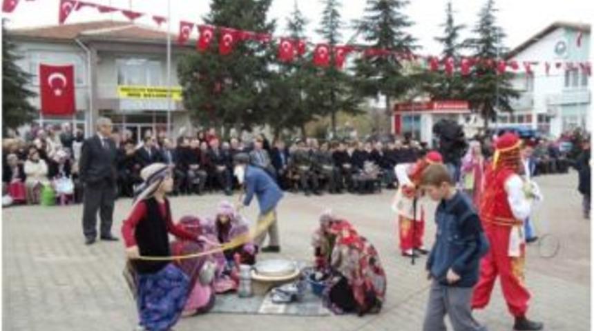 &Ccedil;erkezm&uuml;sellim&rsquo;in D&uuml;şman İşgalinden Kurtuluşu Coşkulu T&ouml;renlerle Kutlandı