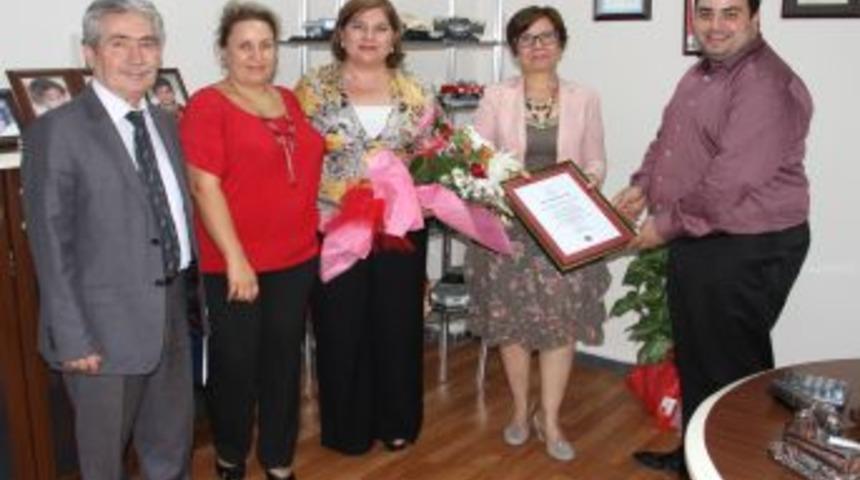 İŞKAD Başkanı T&uuml;rkmen: T&uuml;rkiye'nin Kadın Girişimciye Ihtiyacı Var