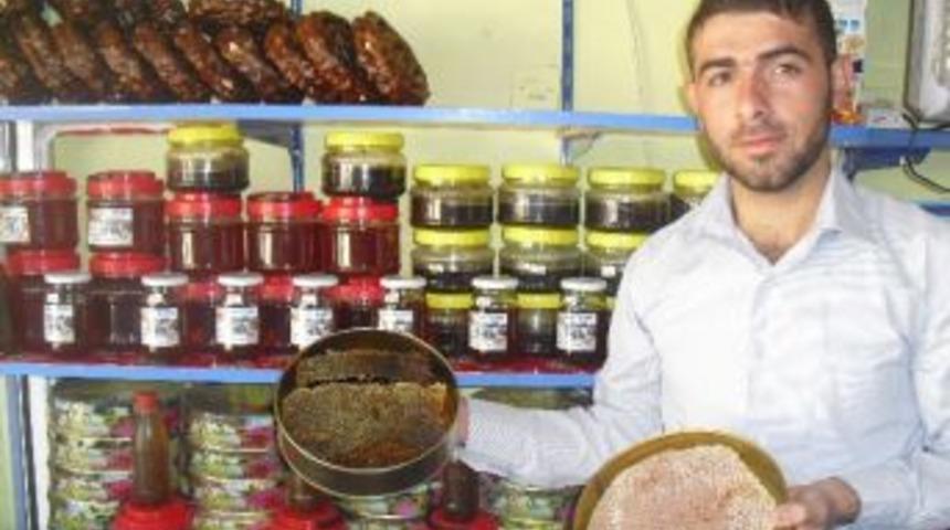 Sason&rsquo;da Bir Yılda 176 Ton Bal &Uuml;retildi