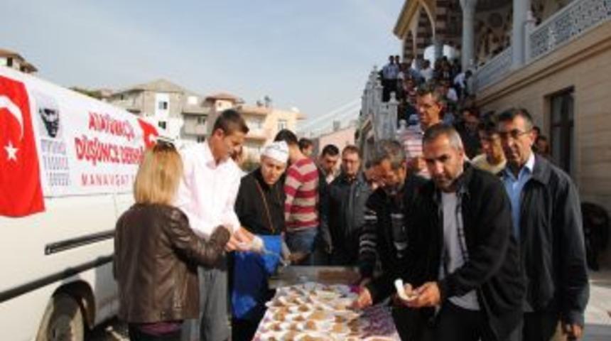 ADD Manavgat Şubesi, Atat&uuml;rk I&ccedil;in Mevlit Okuttu, Helva Dağıttı