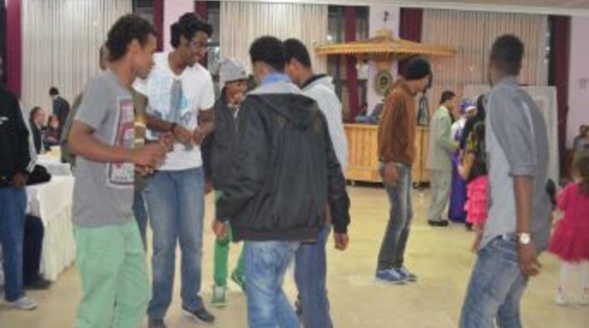 Burdur'da Tanışan 2 M&uuml;lteci, Evlilik Yolunda Ilk Adımı Attı