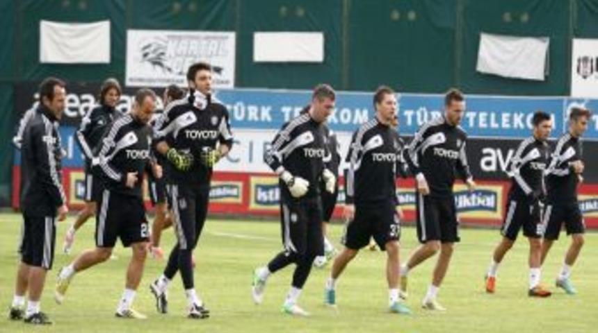 Beşiktaş, Medical Park Antalyaspor Ma&ccedil;ı Hazırlıklarını S&uuml;rd&uuml;rd&uuml;