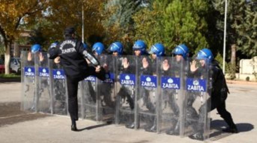 Robocop Zabıta, &Ccedil;evik Kuvvet&rsquo;i Aratmadı