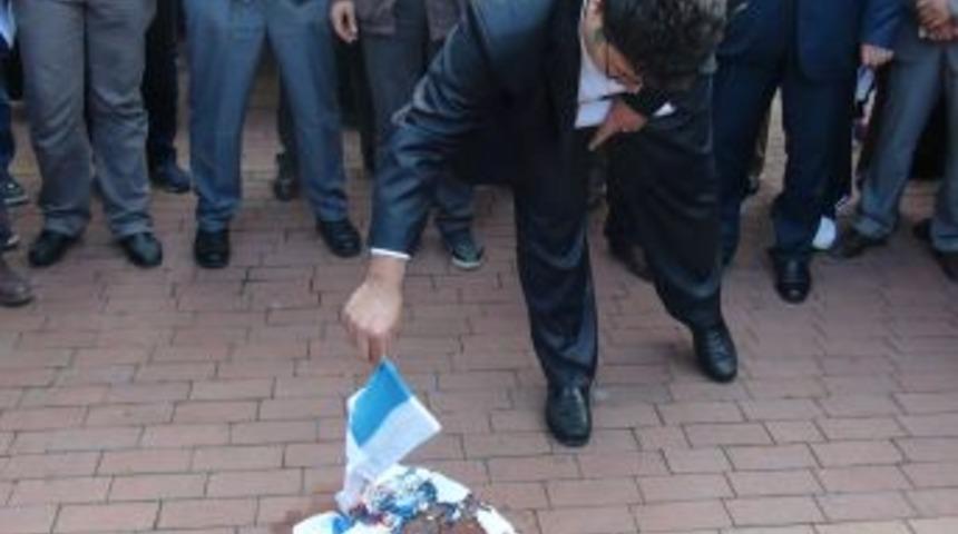 Yalova'da İsrail'in Gazze'ye Y&ouml;nelik Saldırıları Protesto Edildi