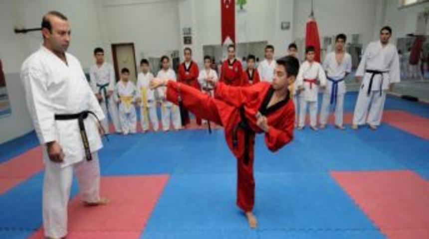 Gaziantep'li Karateciler, Milli Takım Kampına Gidiyor