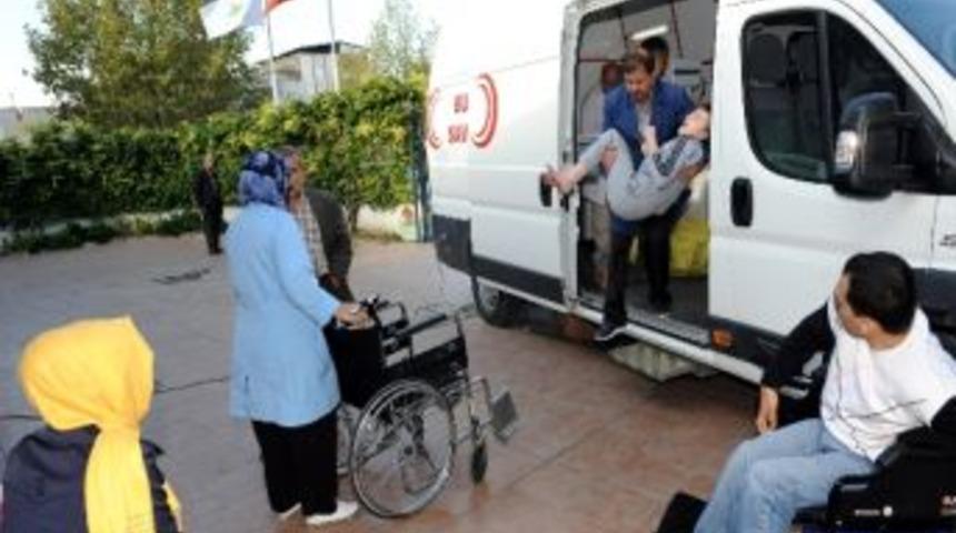 Engelli &Ouml;ğrencilere Sağlık Taraması