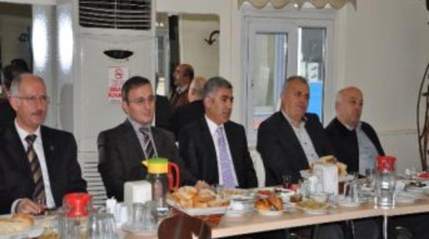 Giresun Ticaret Ve Sanayi Odası Şebinkarahisar İl&ccedil;esinde İstişare Toplantısı D&uuml;zenledi