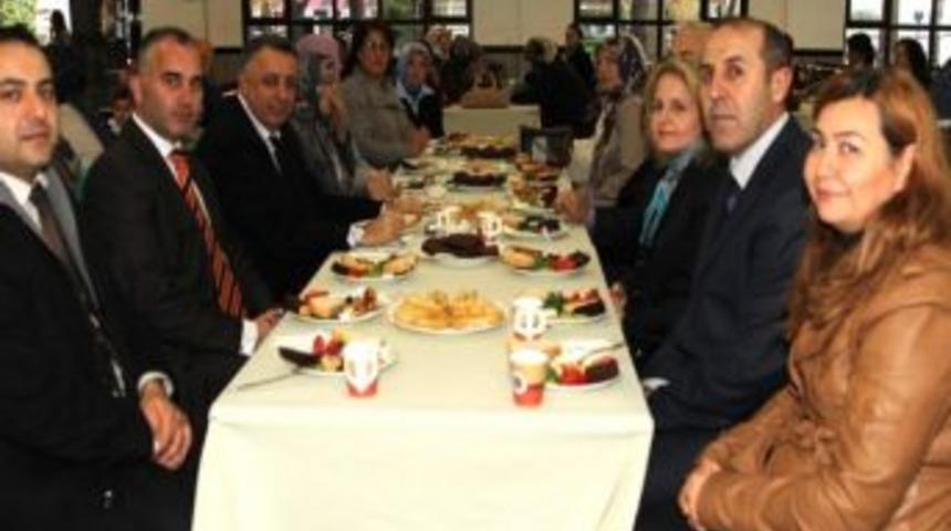 Amiral İlkokulu Kaynaşma Yemeği D&uuml;zenledi