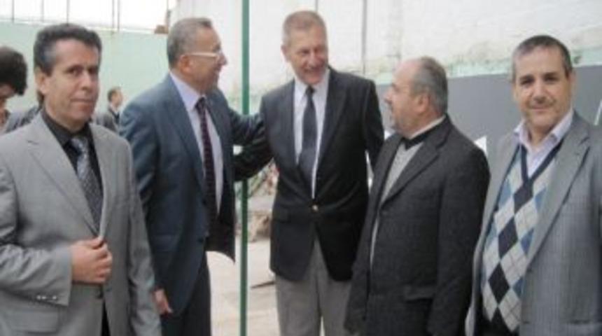 Edremit'te Halı Sahaya Pilavlı A&ccedil;ılış