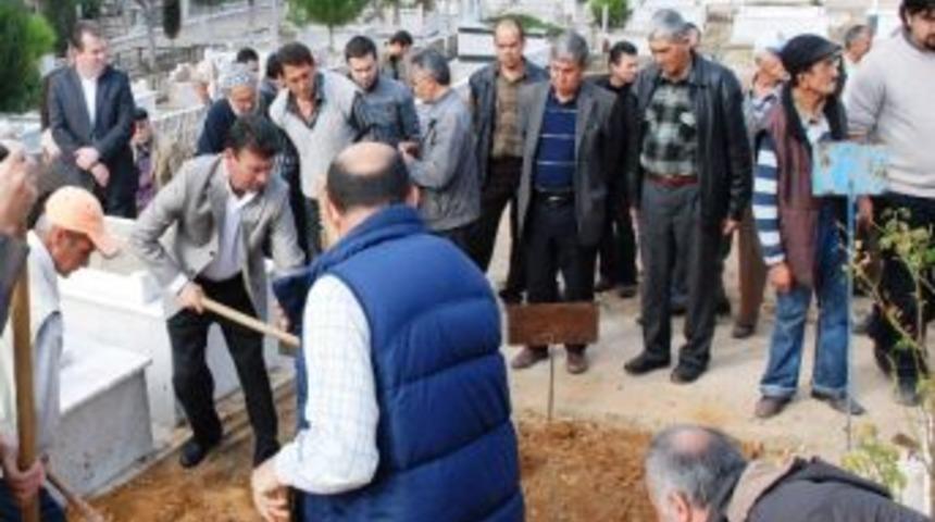 Ortaklar Bir &Ccedil;ınarını Daha Kaybetti