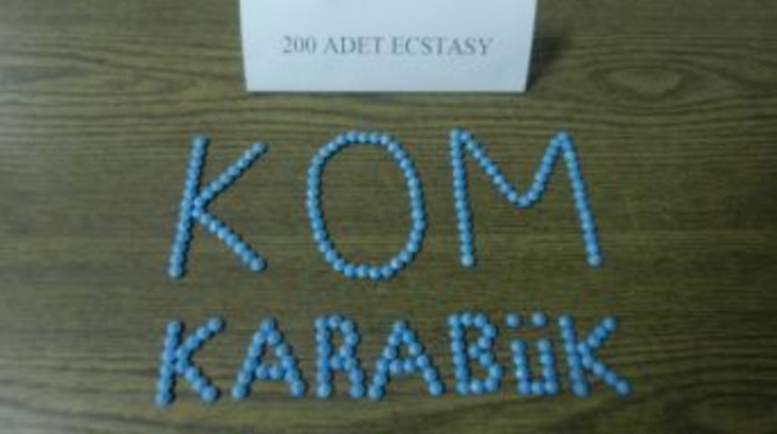 Karab&uuml;k&rsquo;te Uyuşturucu Madde Operasyonu