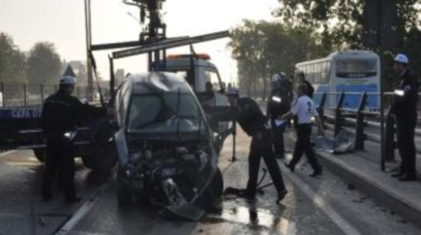 Seka T&uuml;neli'nde Kaza: 2 Yaralı