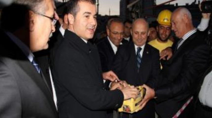Gen&ccedil;lik Ve Spor Bakanı Kılı&ccedil;, Nevşehir&rsquo;de Kapalı Y&uuml;zme Havuzu Temeli Attı