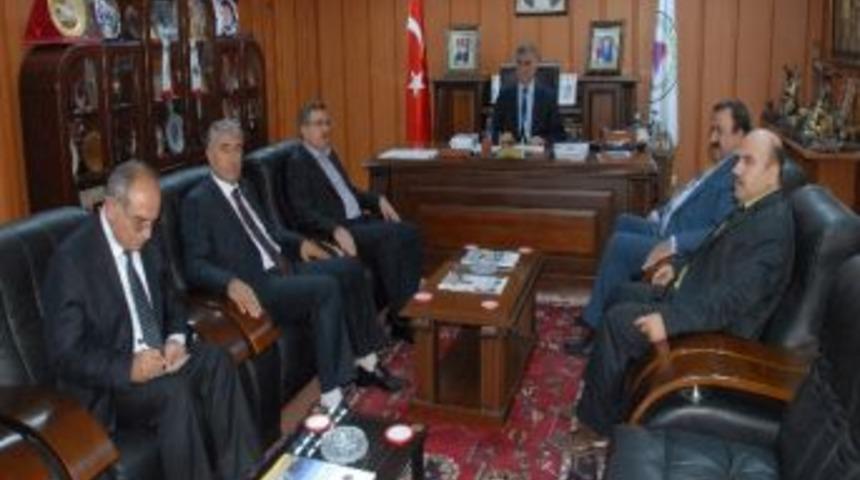 Memur-sen Genel Başkanı G&uuml;ndoğdu&rsquo;dan B&uuml;y&uuml;kaslan&rsquo;a Ziyaret