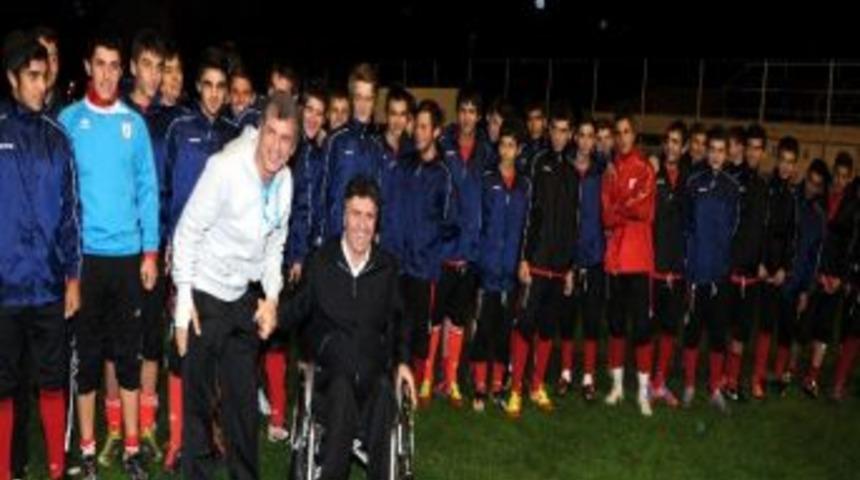 S&ouml;ğ&uuml;tl&uuml;bah&ccedil;eliler'den Meşale Şov