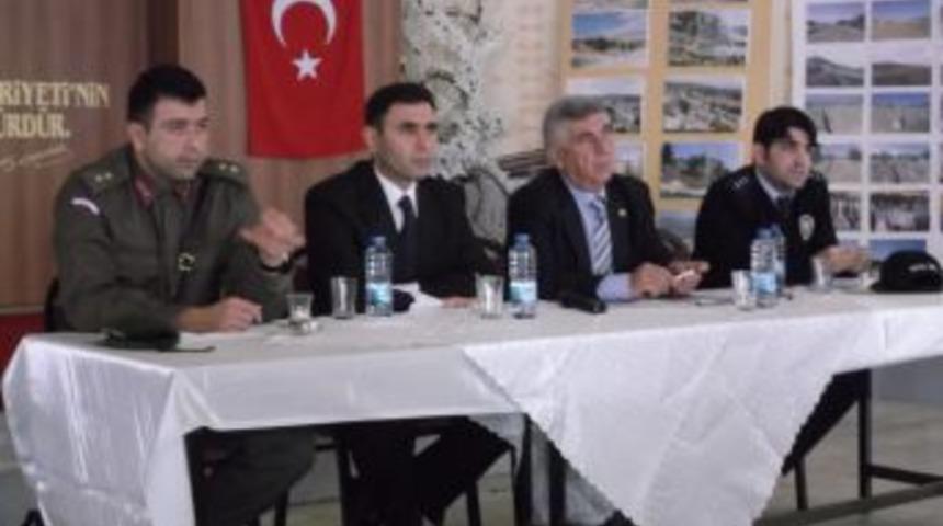 Ke&ccedil;iborlu Esnafının Sorunları Masaya Yatırıldı