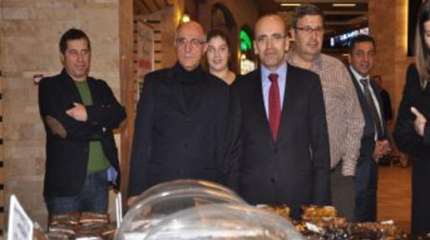 Bakan Şimşek&rsquo;ten Arın&ccedil; Yorumu