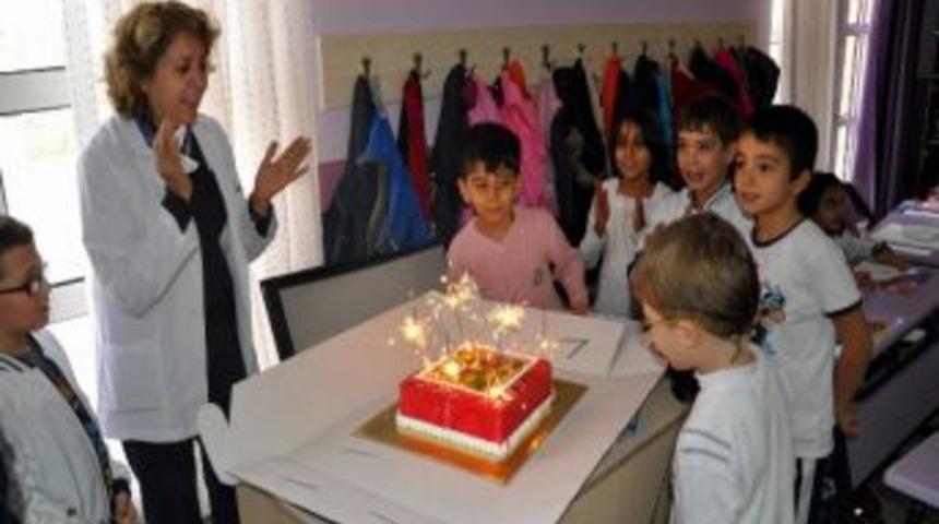 Kardelen Koleji&rsquo;nde G&ouml;ky&uuml;z&uuml;nde Doğum G&uuml;n&uuml; Kutlaması