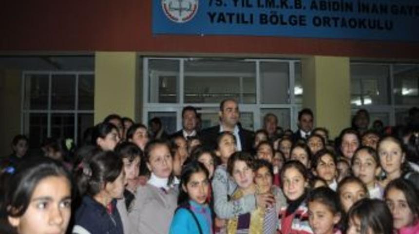 Hizan'da Kız &Ccedil;ocuklarının Okuması İ&ccedil;in Seferberlik