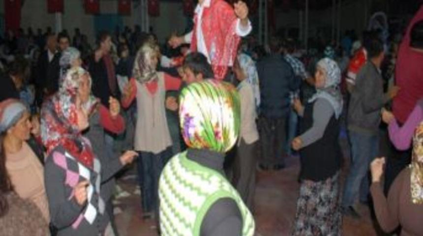 Esenk&ouml;y&rsquo;&uuml;n Askerleri Eğlenceli Bir Geceyle Vatani G&ouml;revlerine Uğurlandı