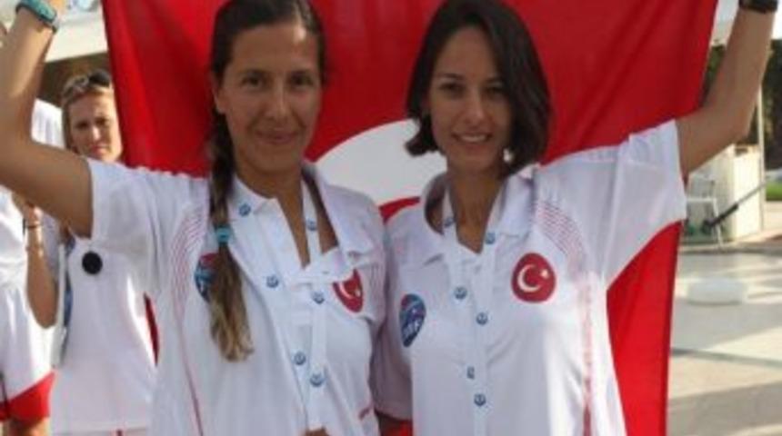 &Ccedil;anlı Beden Eğitimi &Ouml;ğretmenleri Avrupa Rekoru Kırdı