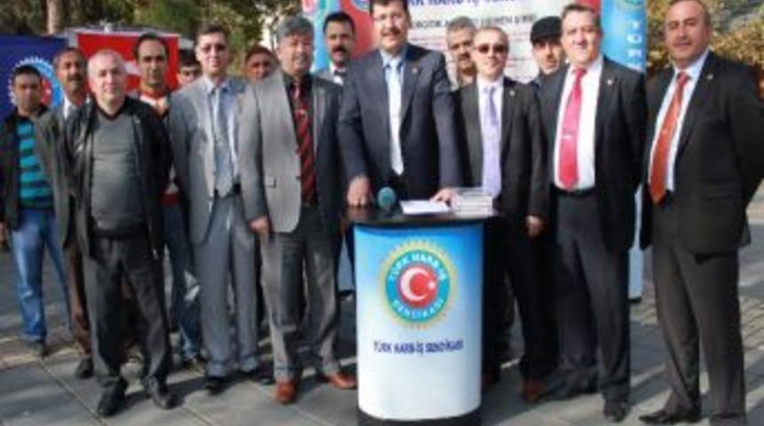 &lsquo;vergi Adaletsizliğine Karşı İmza Topladılar