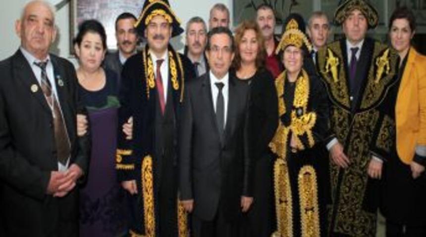 Başkan Yılmaz, Ahıska T&uuml;rkleri Onuruna Yemek Verdi