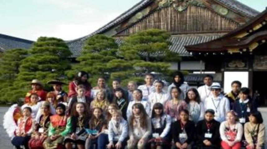 Panasonıc D&uuml;nya &Ccedil;ocuklarını Japonya'da Buluşturdu