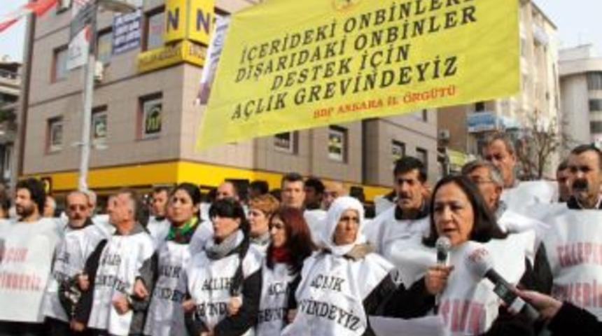Bdp'den A&ccedil;lık Grevlerine Destek Eylemi