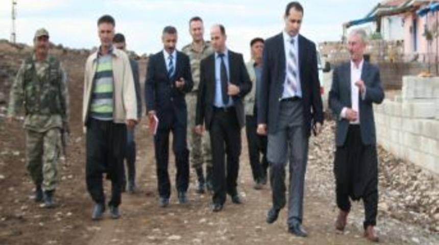Yavuzeli Kaymakamı Karabektaş&rsquo;ın K&ouml;y Ziyaretleri S&uuml;r&uuml;yor