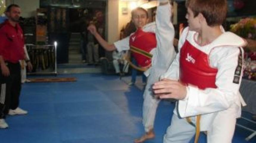 Erikli Spor Madalyaları Topladı