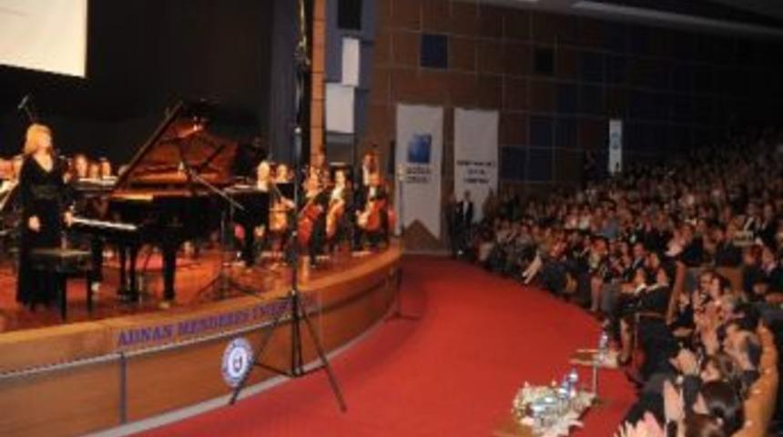 Cumhurbaşkanlığı Senfoni Orkestrası B&uuml;y&uuml;ledi