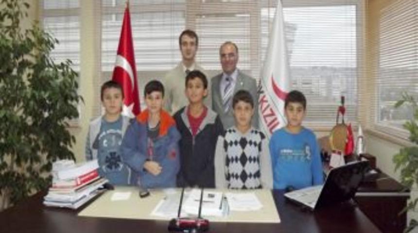 Yetiştirme Yurdu &Ouml;ğrencileri Kızılay Samsun Şubesi'ni Ziyaret Etti