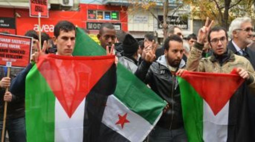 İsrail Eskişehir'de De Protesto Edildi