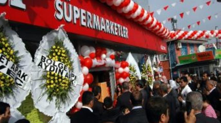 Akranlar Grubu 14. Market Şubesini A&ccedil;tı