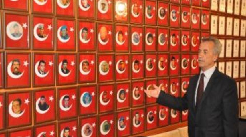 Son Şehit İ&ccedil;in Sekreter Odası Boşaltıldı