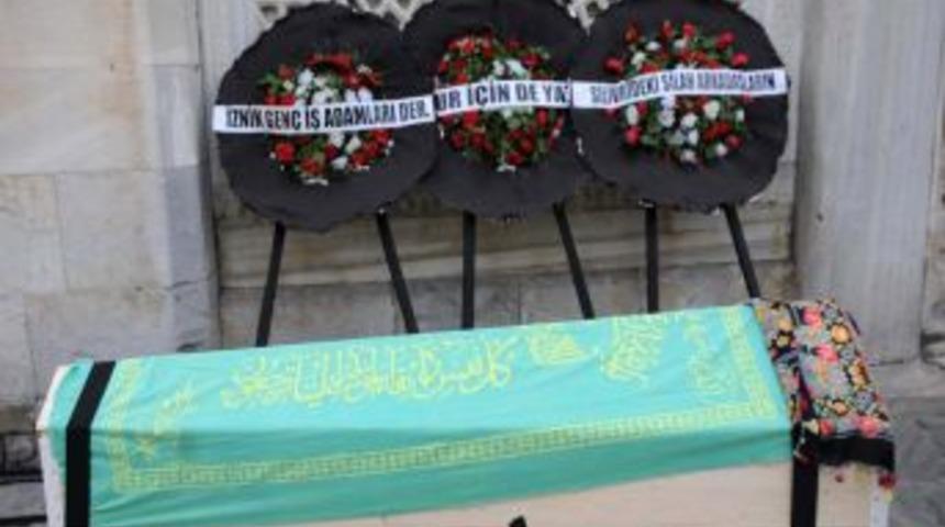 Ergenekon Tutuklusu Emekli General Pekin, Annesinin Cenazesine Katılmadı