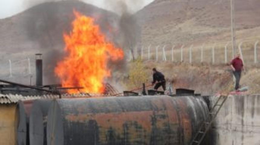 Asfalt Şantiyesinde Yangın