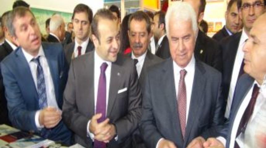 Bağış'tan K&uuml;resel Yazarlara Gazze &Ccedil;ağrısı: Sesinizi Y&uuml;kseltin!