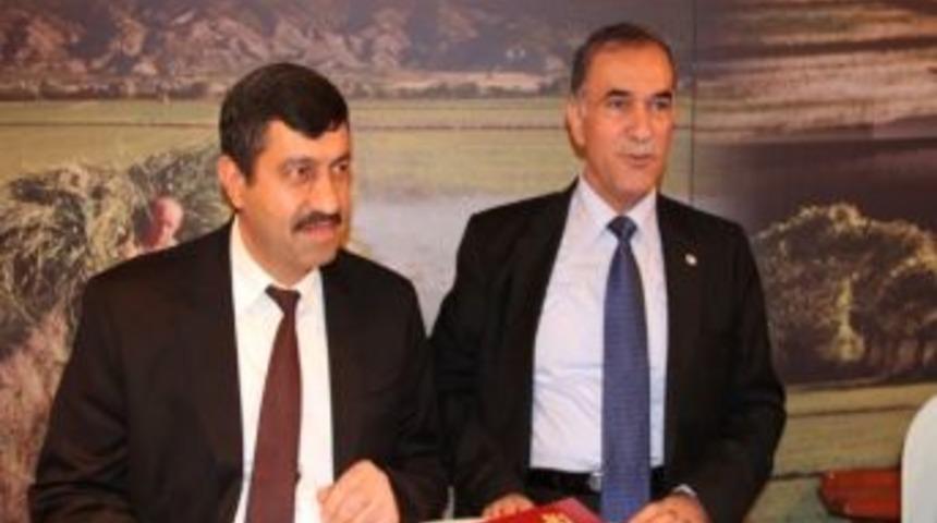 Tbmm Başkanı &Ccedil;i&ccedil;ek&rsquo;ten Osmancık Standına Ziyaret