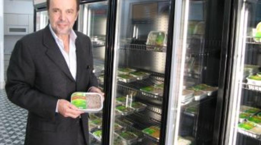 Geliştirdiği Sistemle 3 &Ccedil;eşit Yemeği 8 TL'ye Satıyor