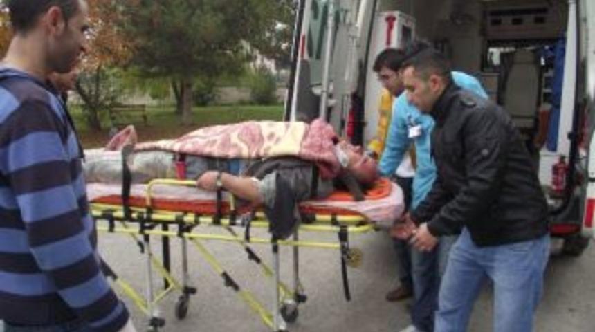 Kulu&rsquo;da Trafik Kazası: 3 Yaralı