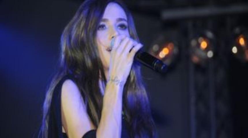 G&uuml;lşen Manisalıları Coşturdu