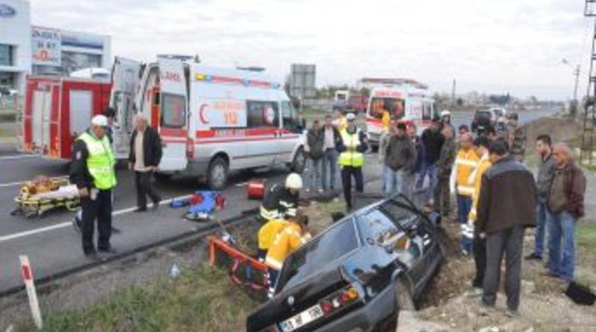 Edirne&rsquo;de Trafik Kazası: 1 &Ouml;l&uuml;, 1 Yaralı