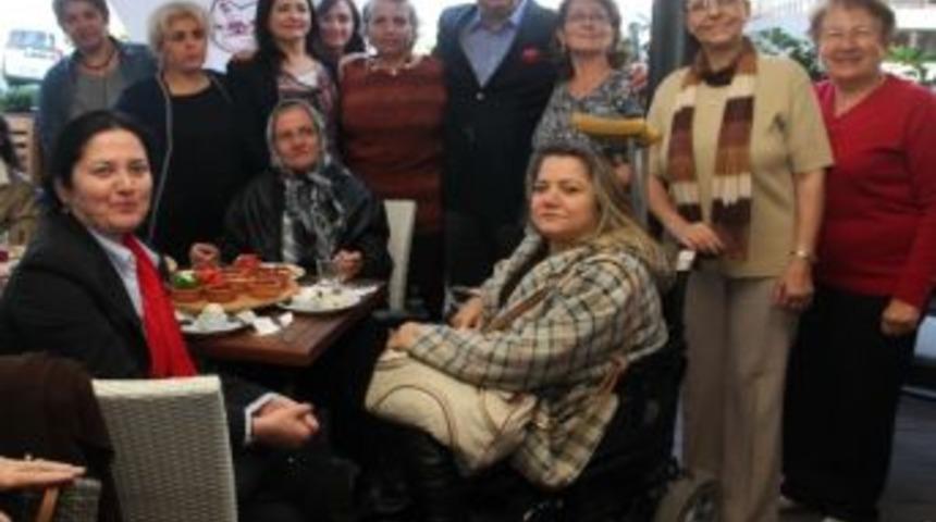 Başkan Tartan Kadın Dernekleri İle Biraraya Geldi
